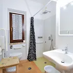 Countryside Retreat In Mantignana