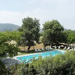 Countryside Retreat In דירה Mantignana