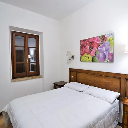 Countryside Retreat In * Mantignana