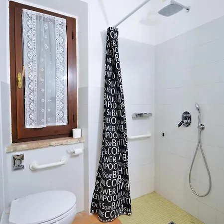 Countryside Retreat In *